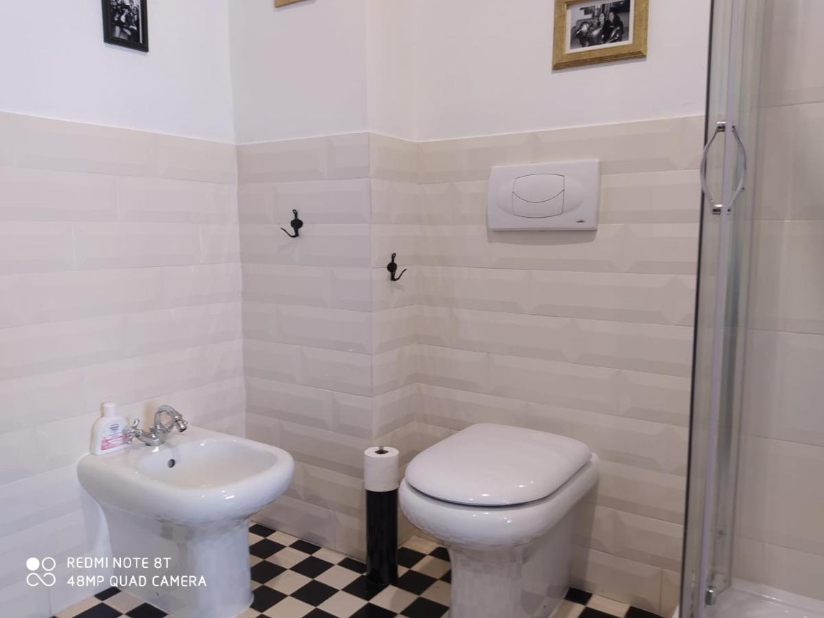 Vanity - 4 Bedrooms With 4 Bathrooms - Ac & Wifi * Roma