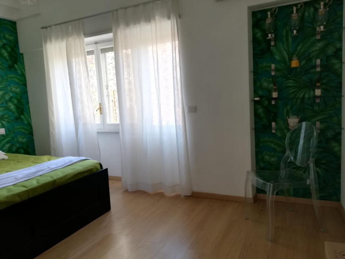 Vanity - 4 Bedrooms With 4 Bathrooms - Ac & Wifi