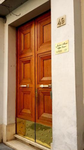 Alis Laura - 150m From Piazza Bologna Metro And 10 Minutes From The Colosseum Frühstückspension