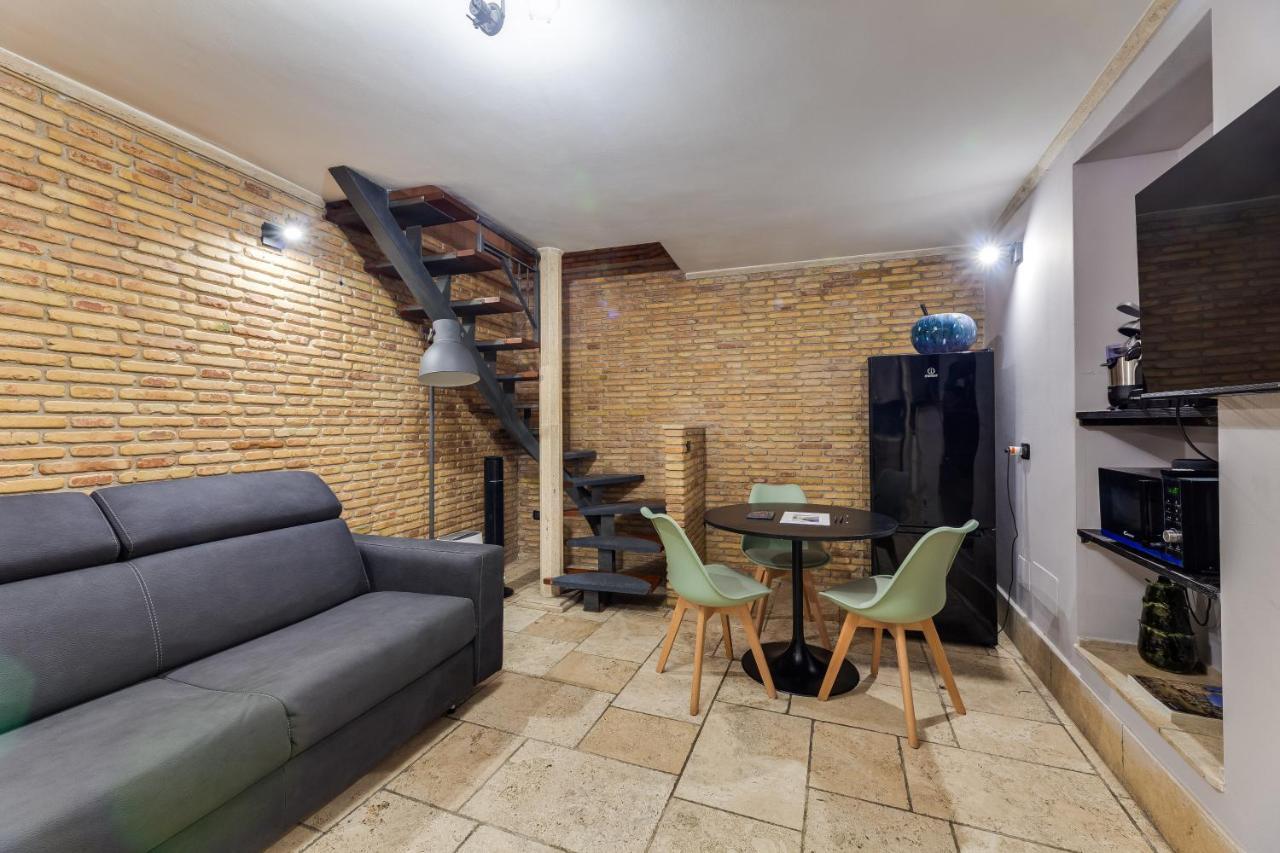 Lares Navona Apartment *