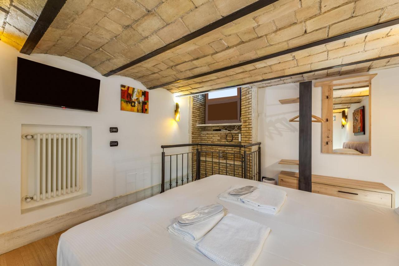 Apartment Lares Navona