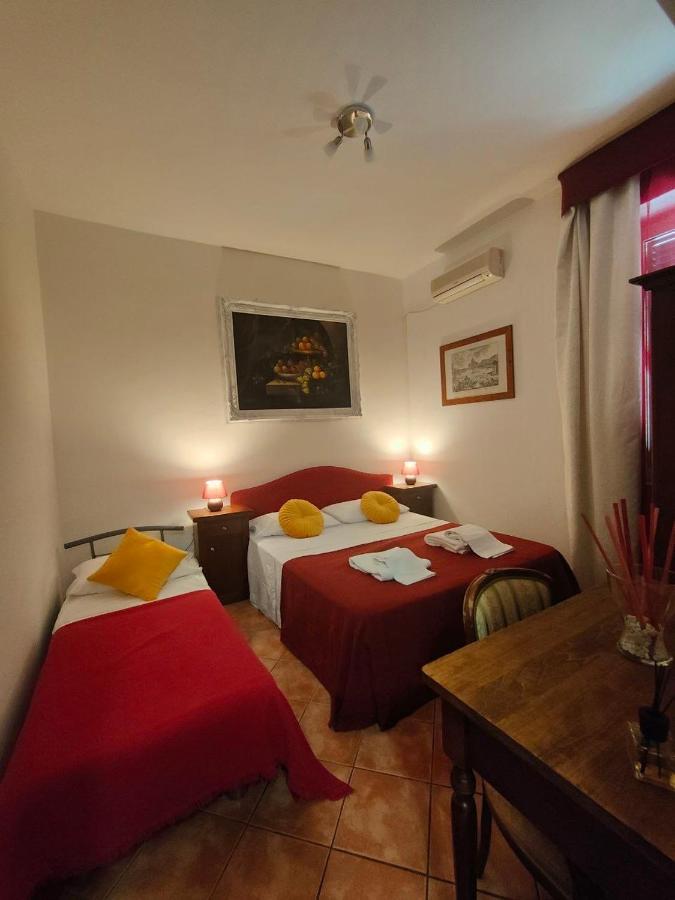 Apartment Red Nine - Stazione Tiburtina *