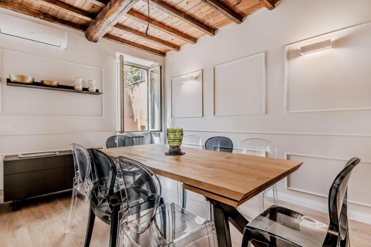 - Vittoria Palace Apartment *