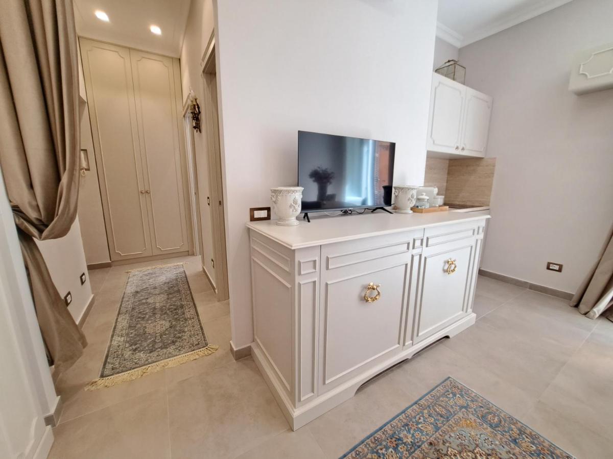 Della Vite 27 Apartment