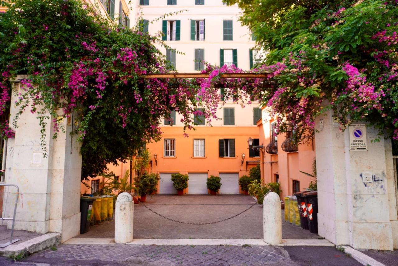 Apartment Trastevere House-suite Elegante Nel Centro Storico Rome