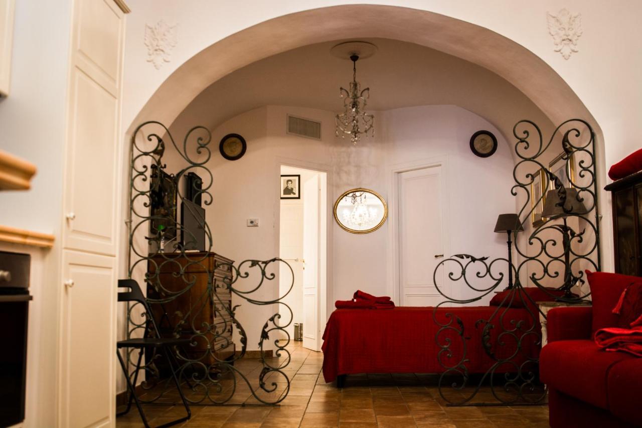 Grove House Roma