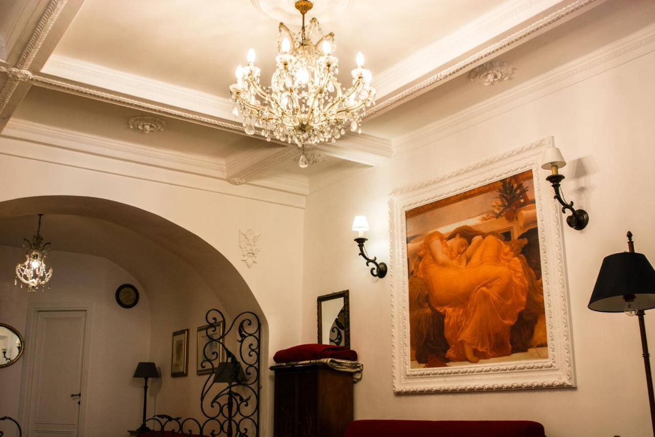 Grove House Roma