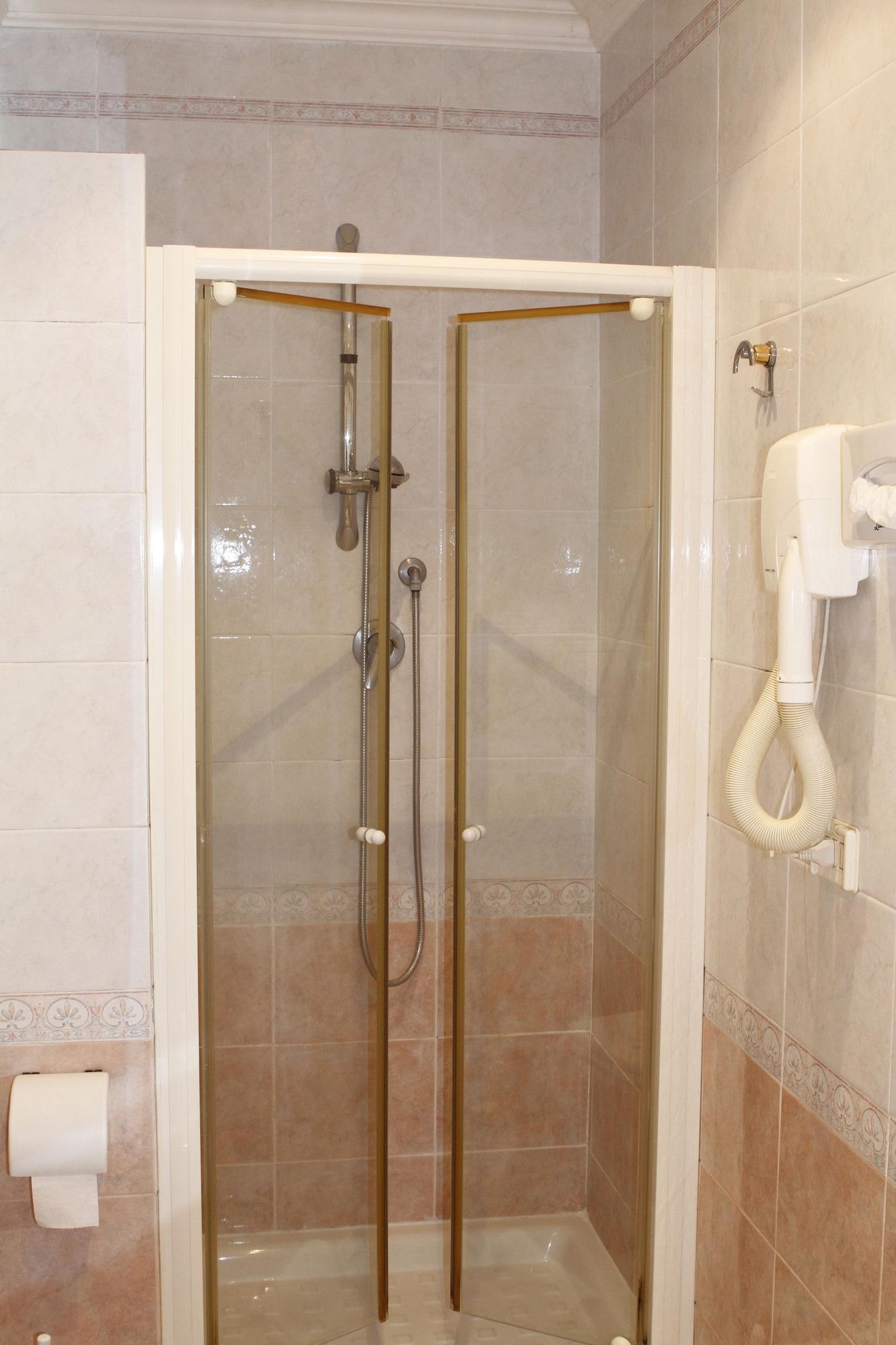 Sistina Hotell