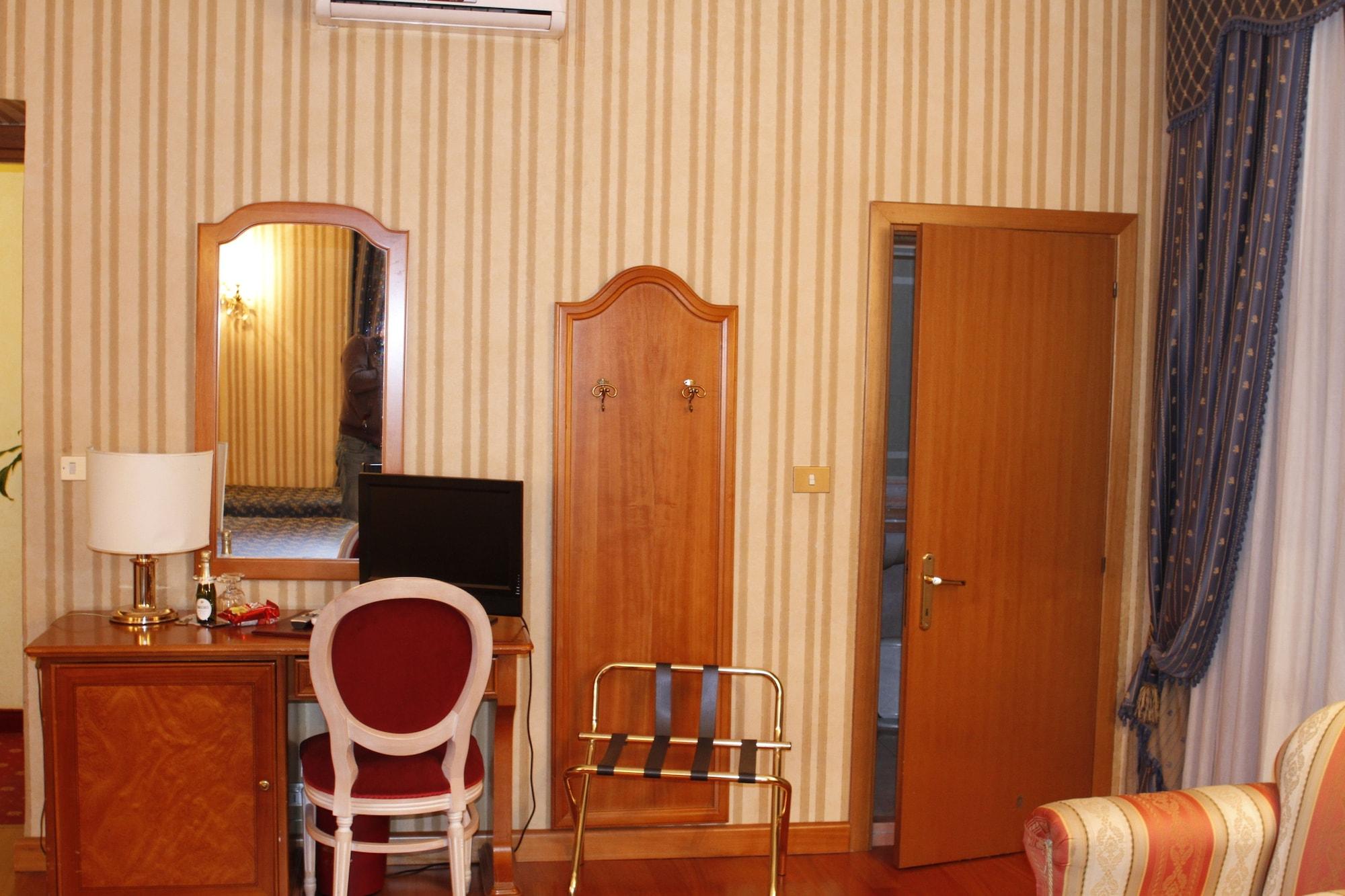 Hotell Sistina 4*