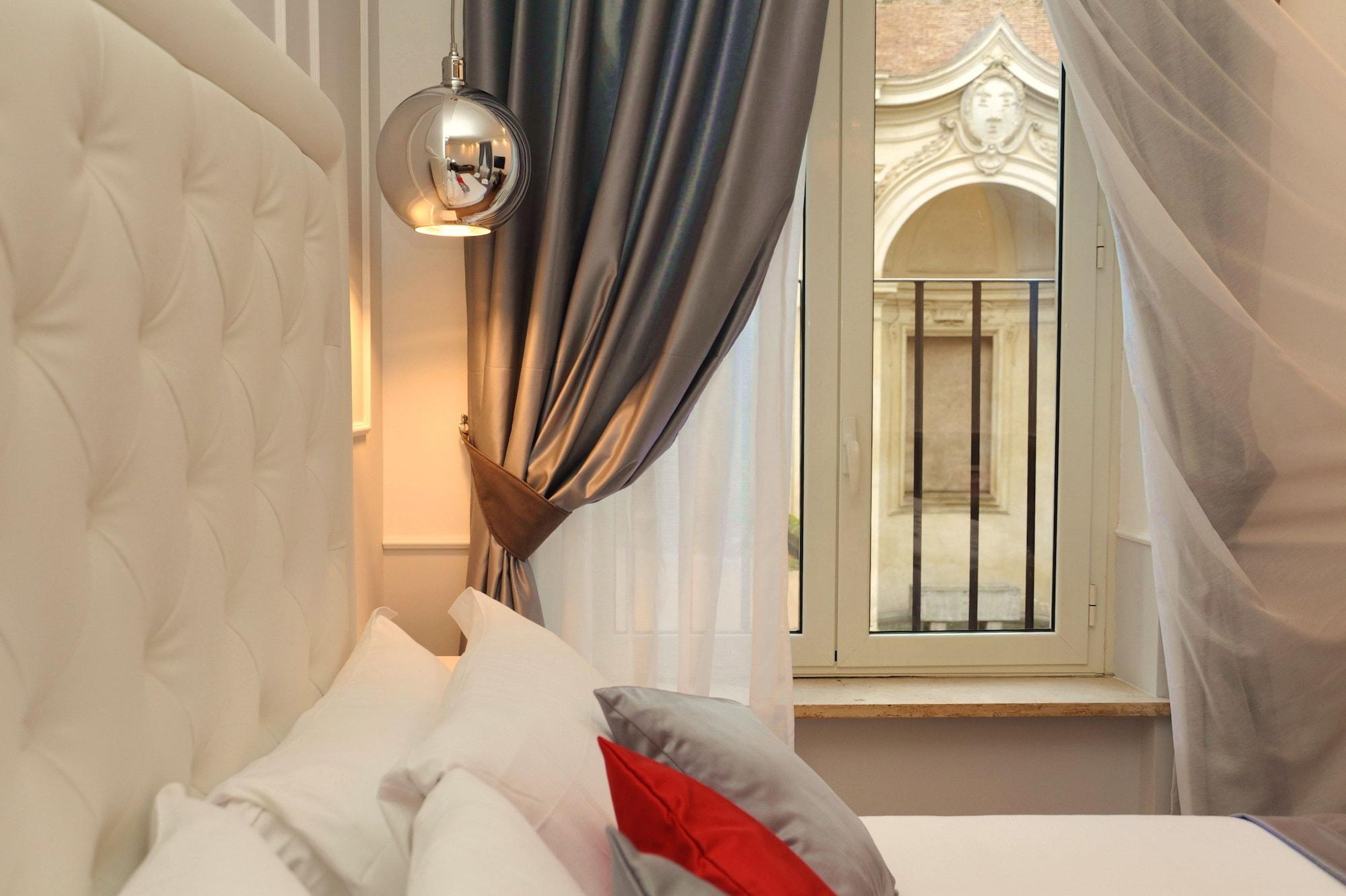 My Piazza Di Spagna Gjestgiverier 4*