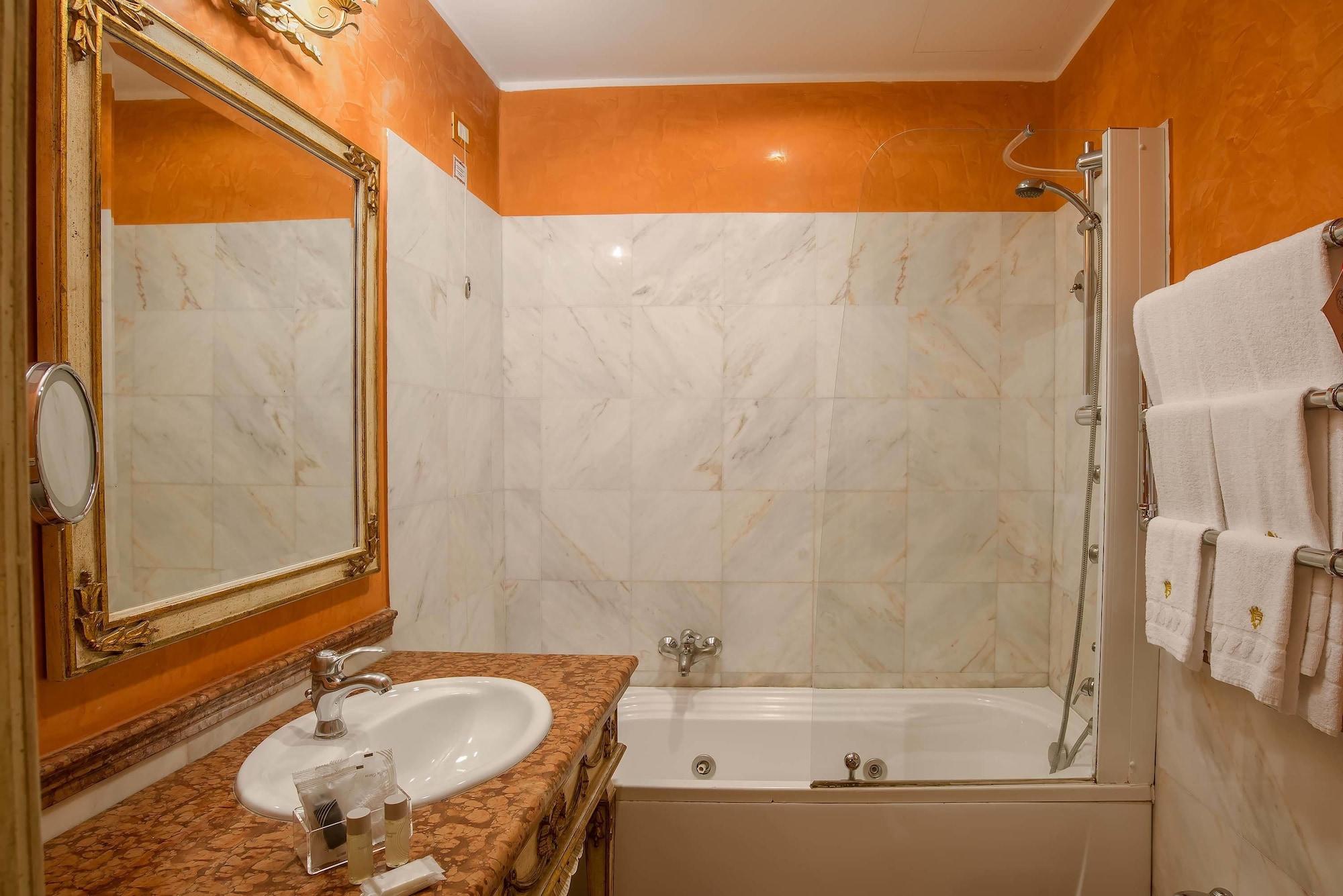 Hotel Veneto Palace 4* Roma