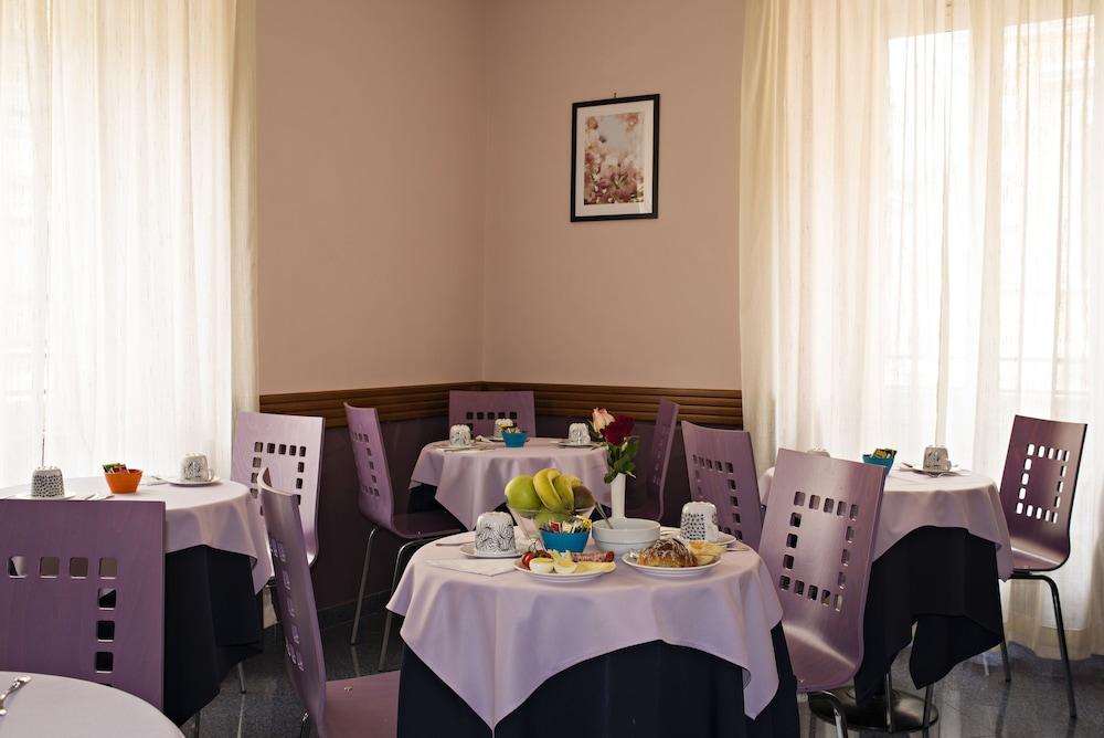 Ercoli House 2*