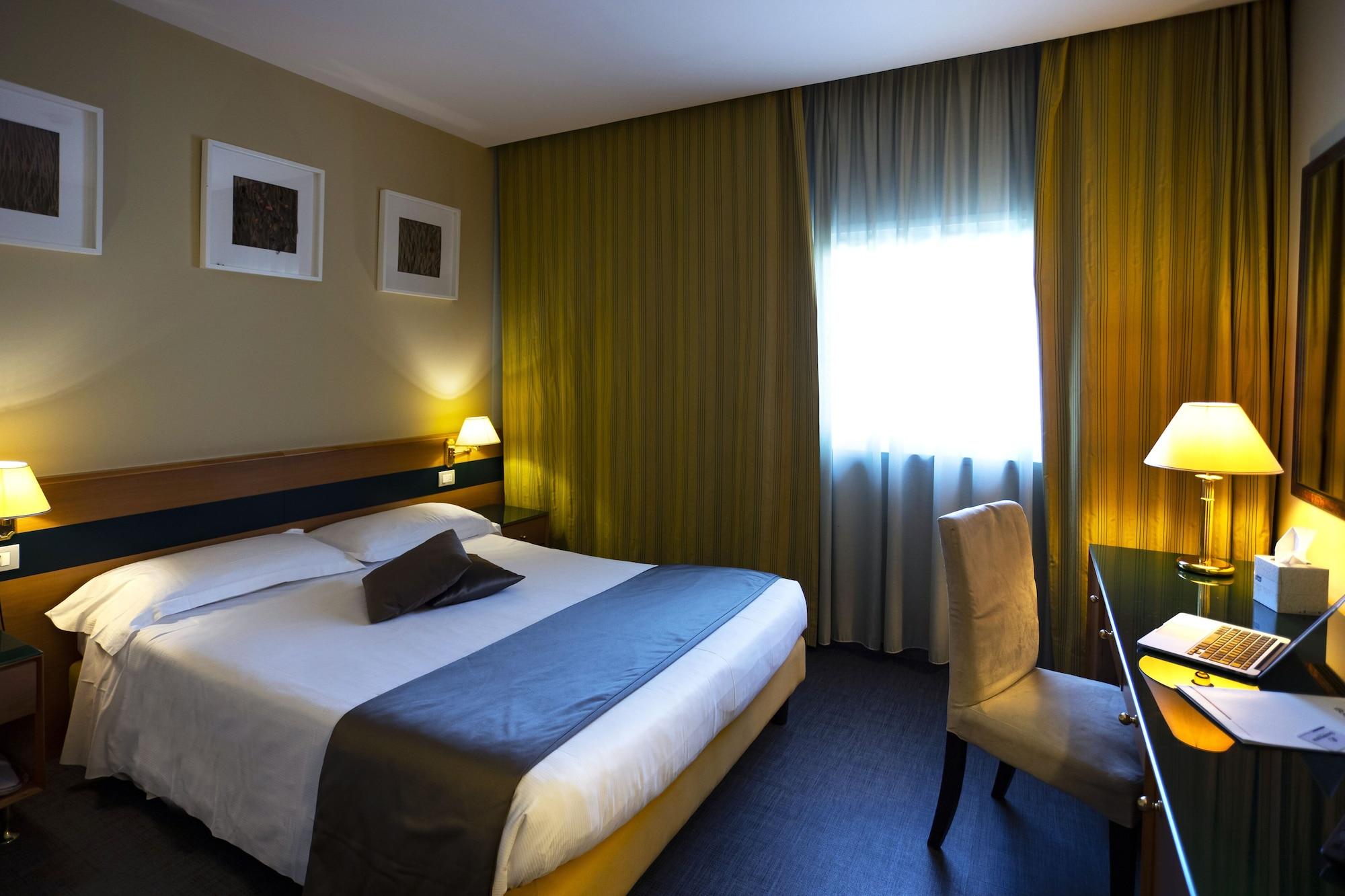 Hotel Bv Oly