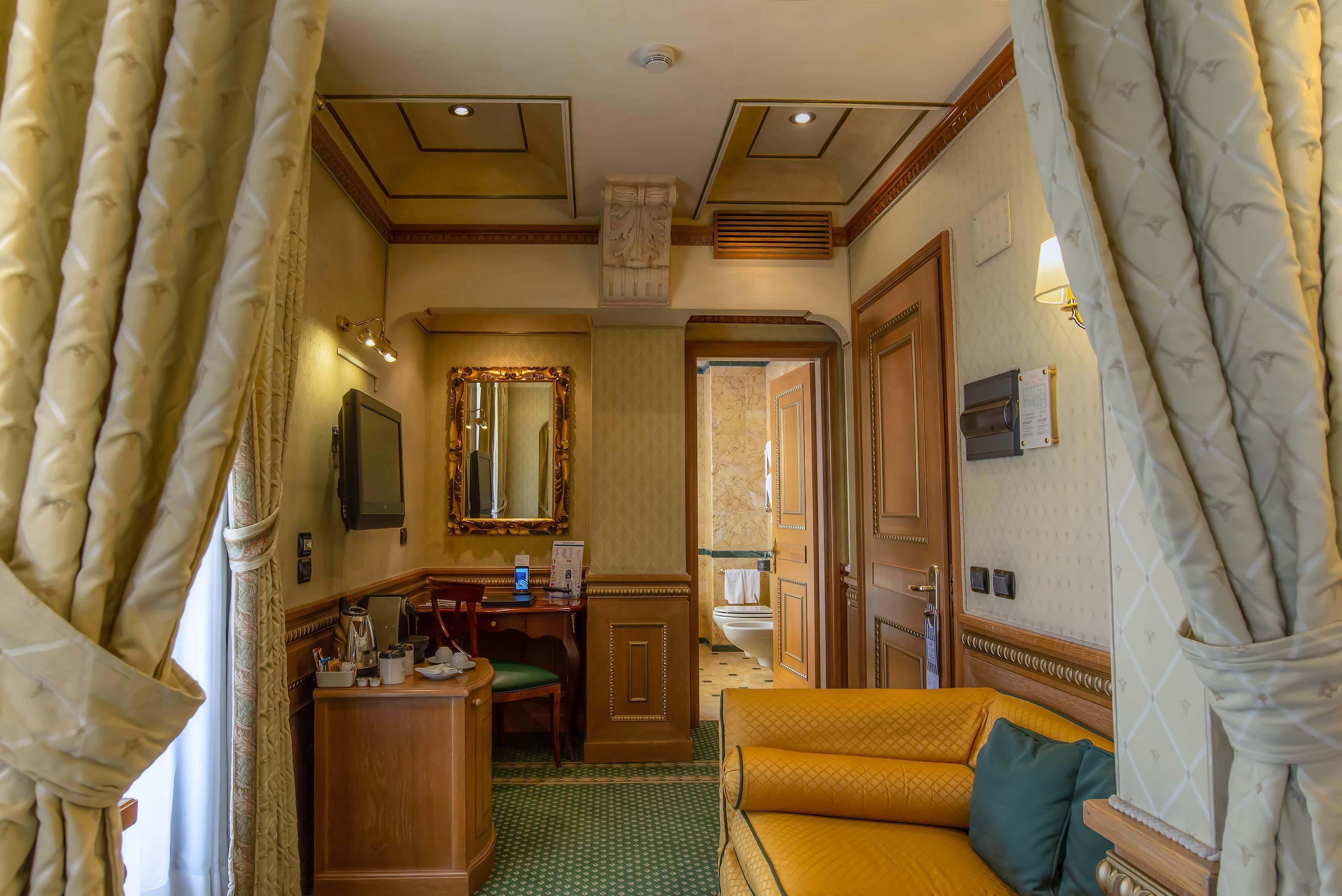 River Palace Hotel Roma