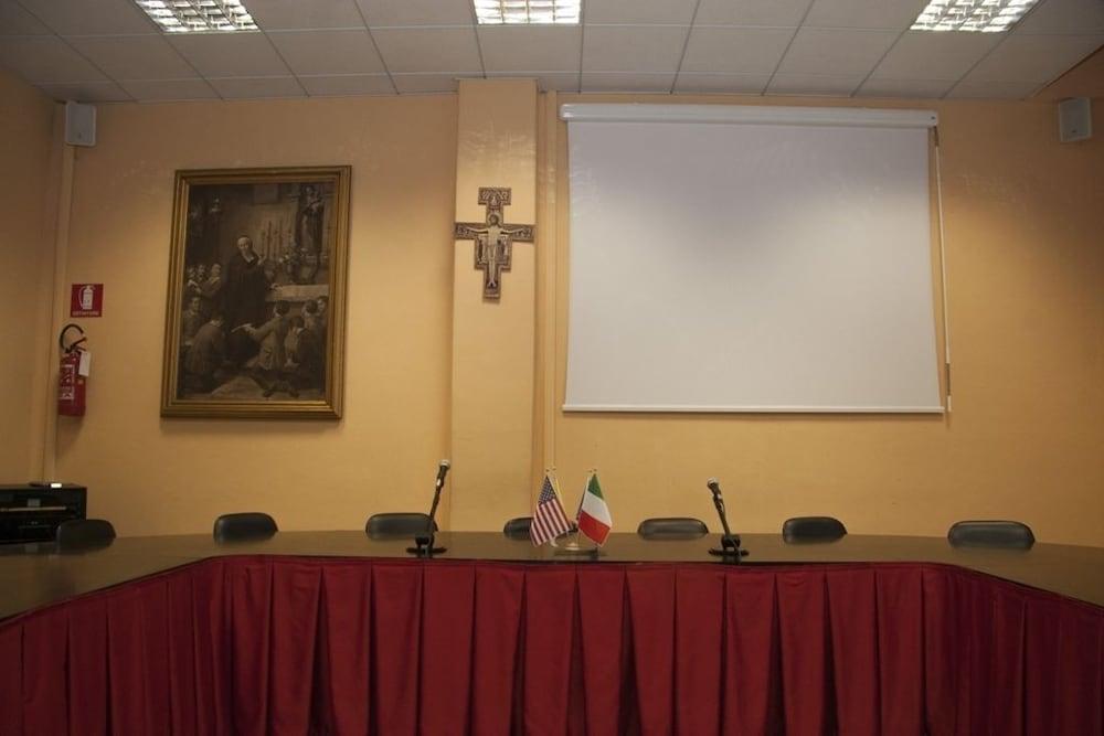 Casa La Salle - Vaticano 3*