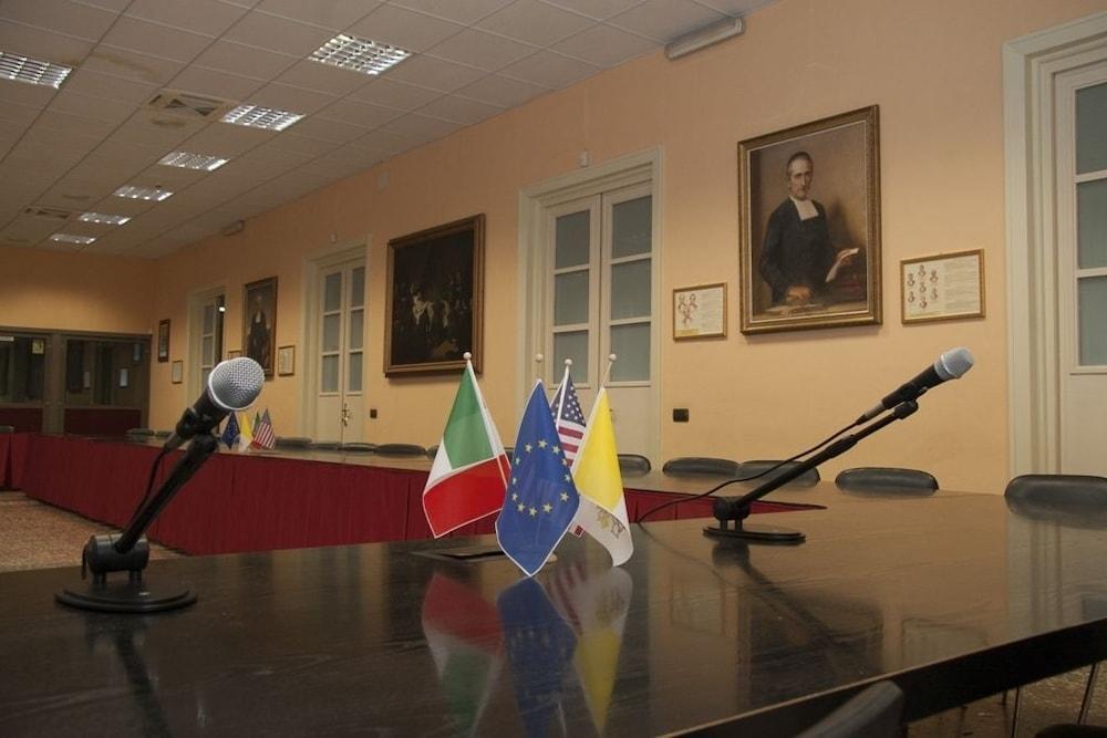 Casa La Salle - Vaticano 3* Roma