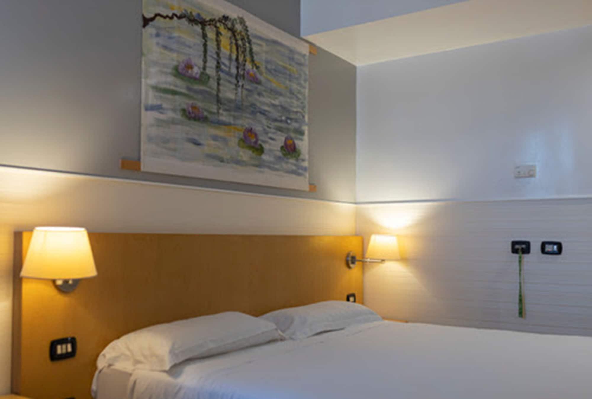 Aphrodite Hotell 4*