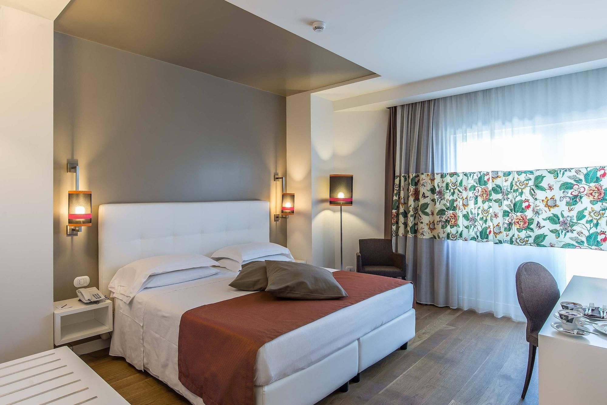 Caravel Roma