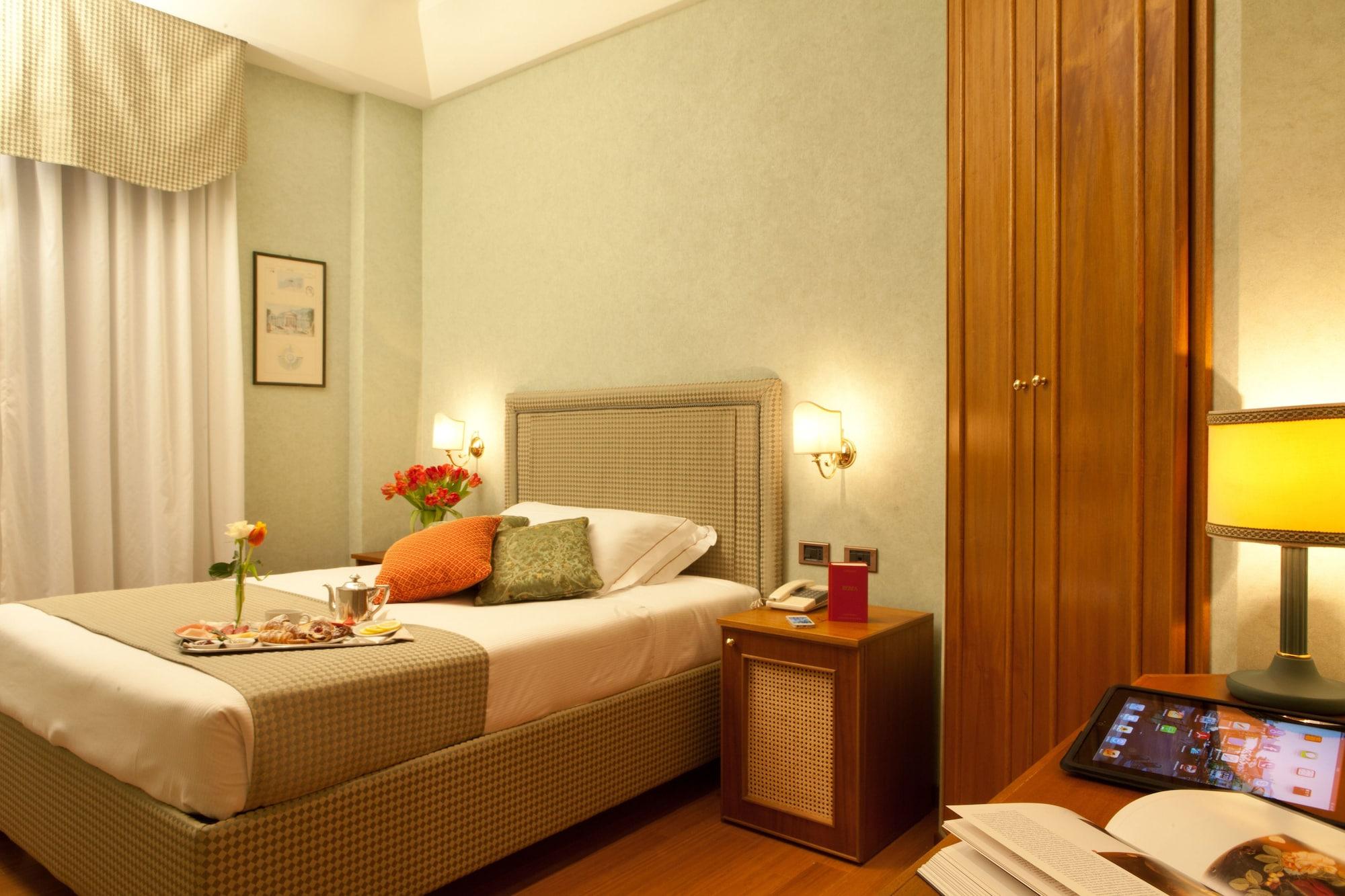 Diana Roof Garden Hotel