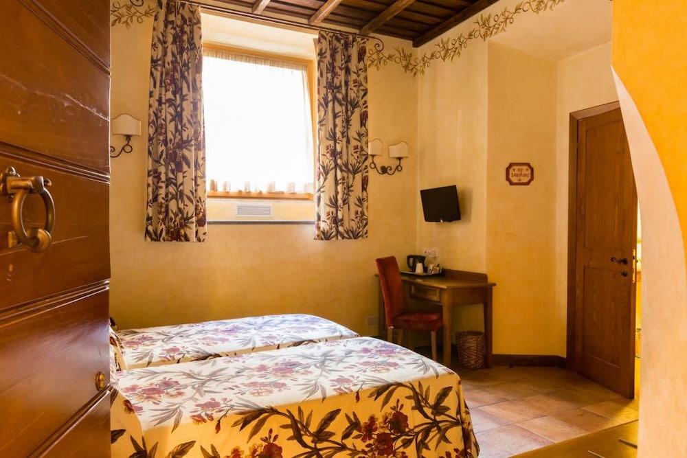 Hotell Residenza San Calisto 3*