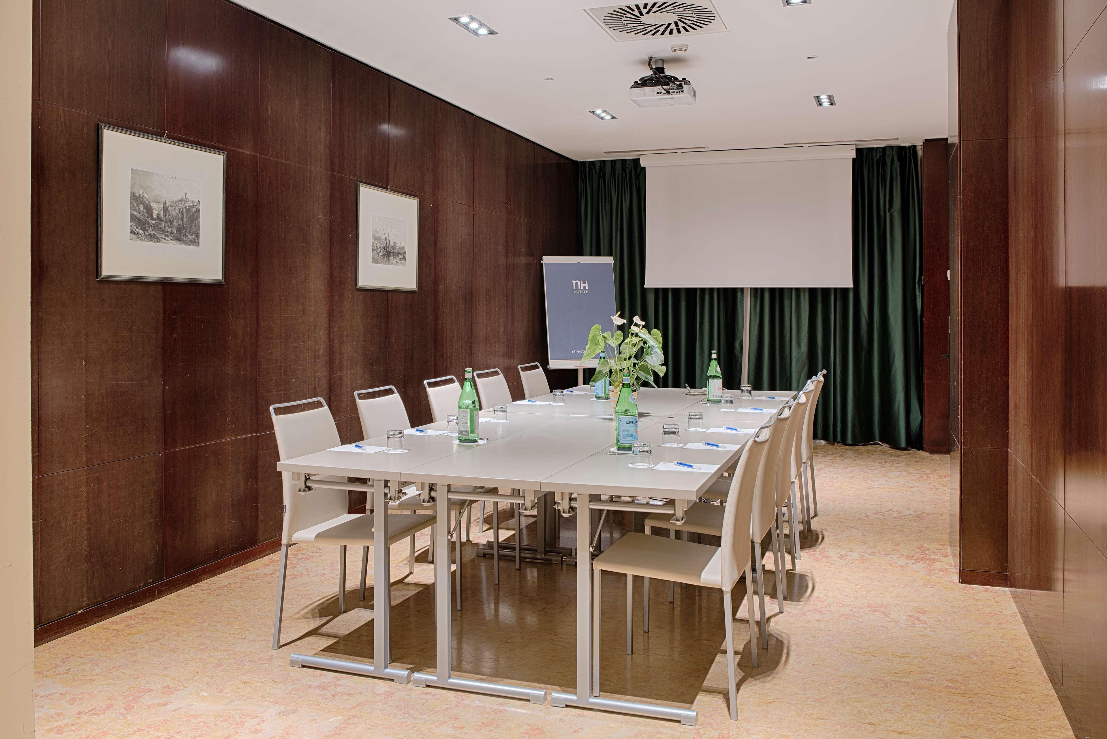 Nh Carpegna Hotel