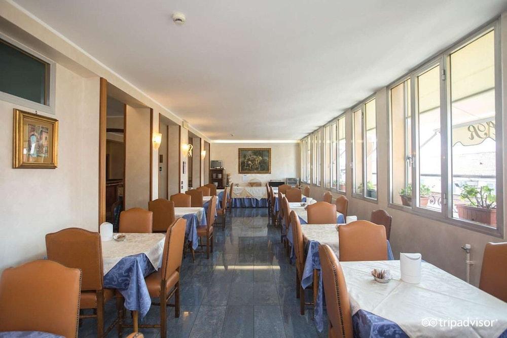 Rimini Hotell