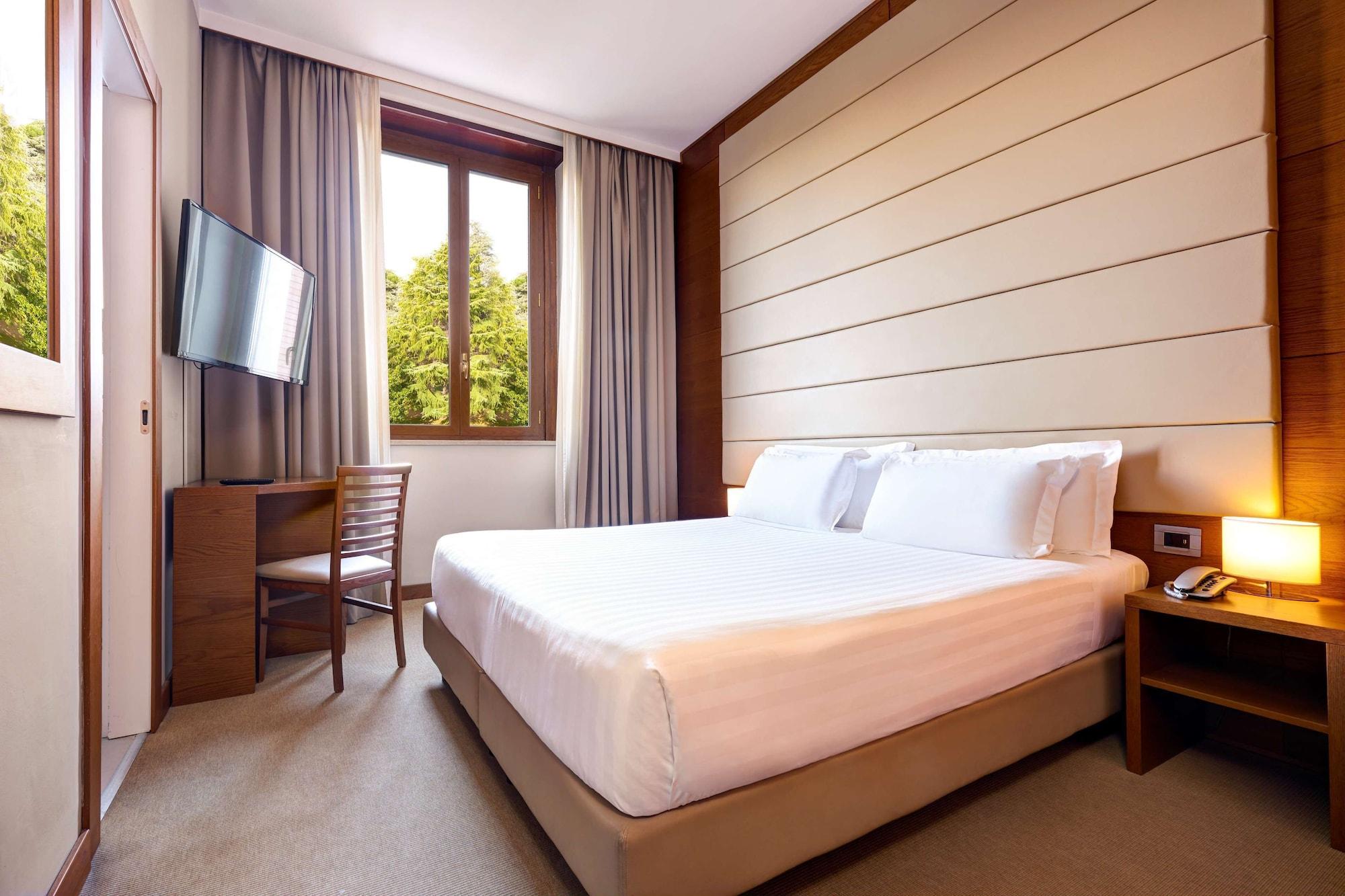 Occidental Aurelia Hotel
