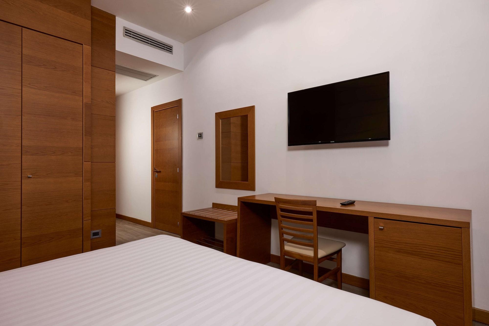 Hotel Occidental Aurelia