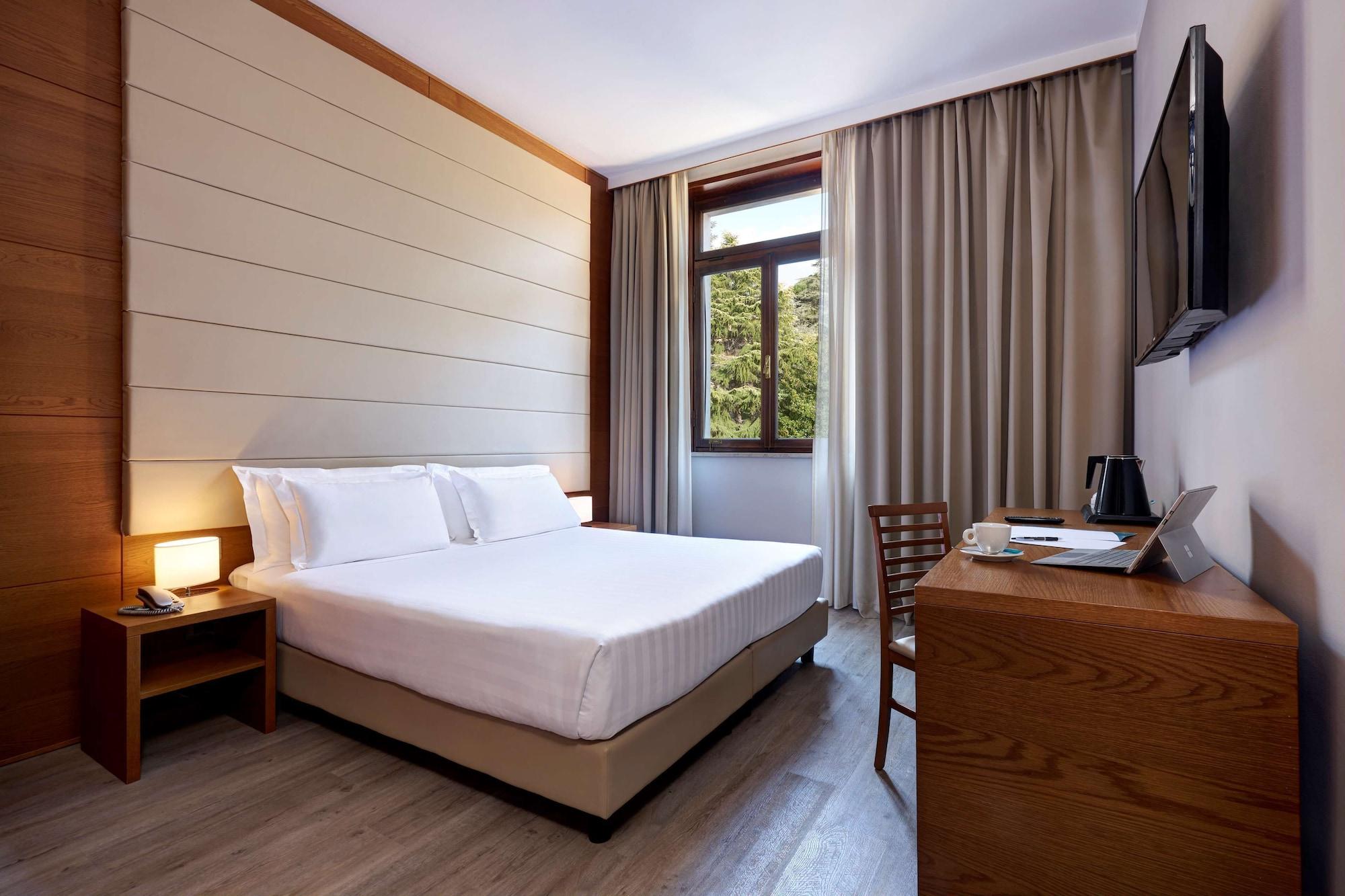 Occidental Aurelia Hotel 4*