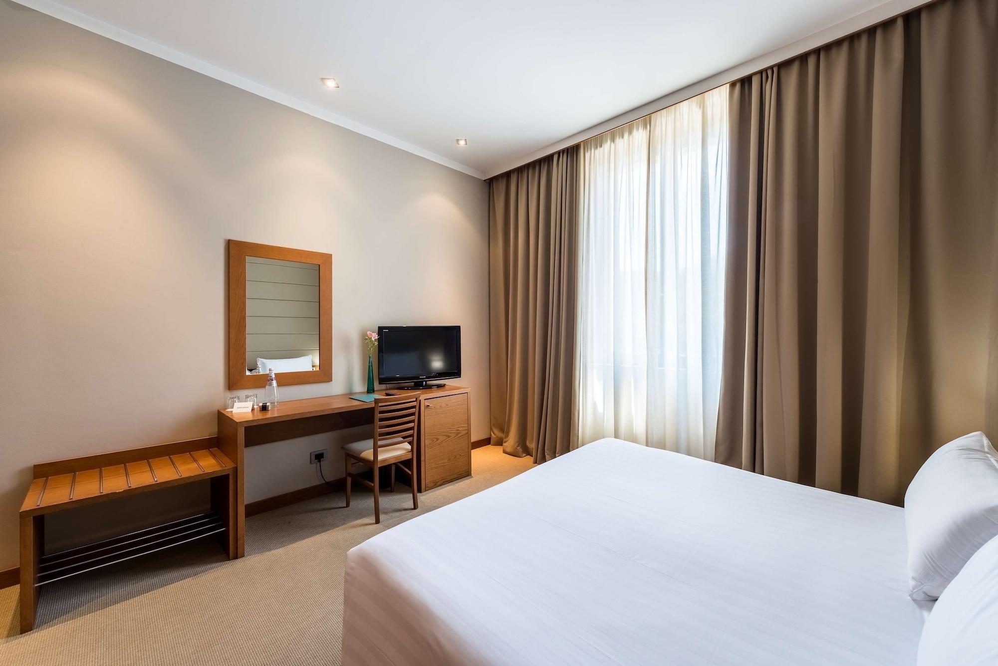 Hotel Occidental Aurelia 4*