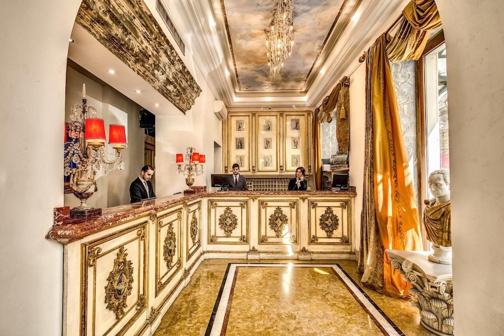 Romanico Palace Luxury & Hotell