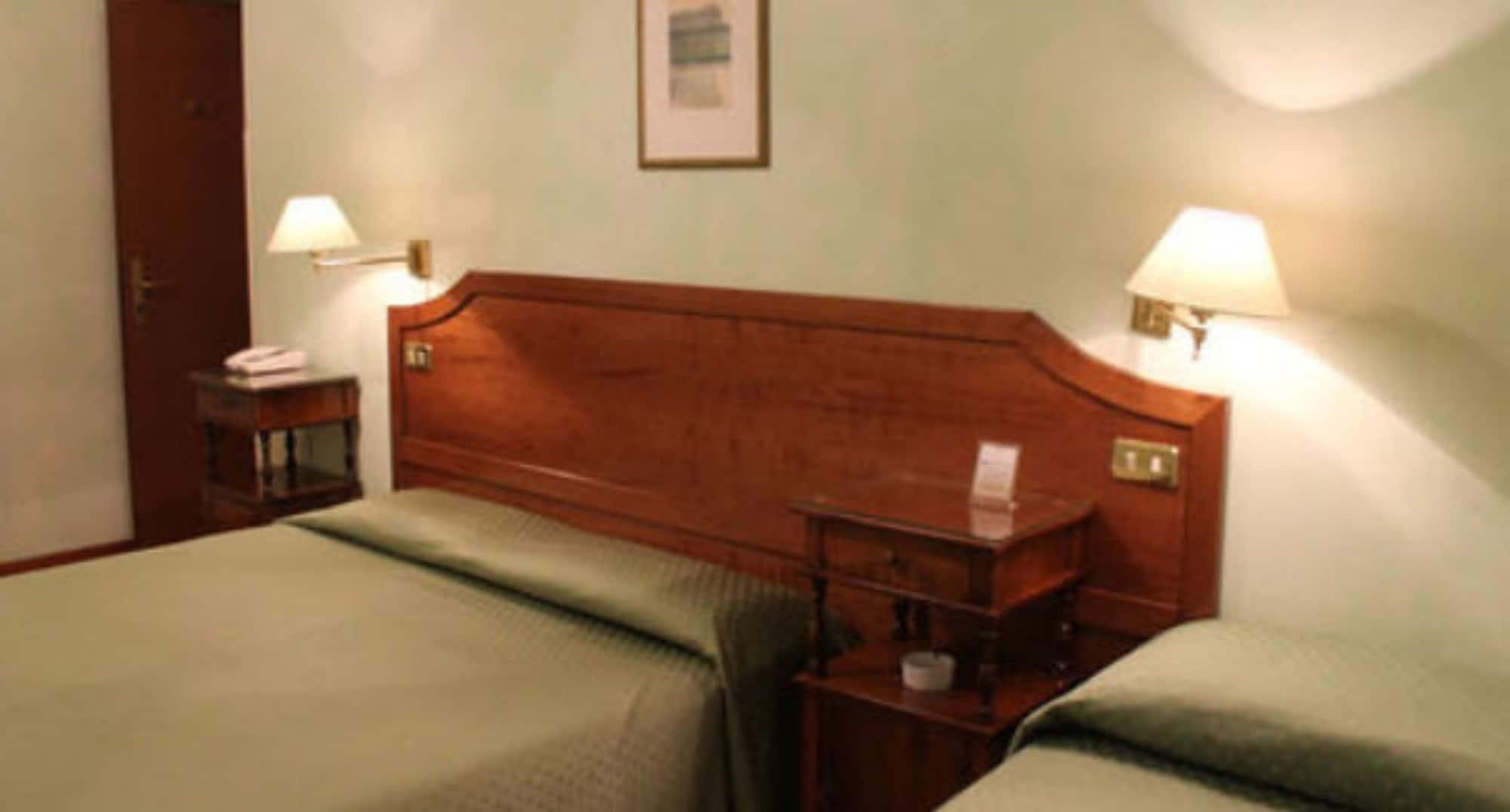 Fiori Hotel Roma