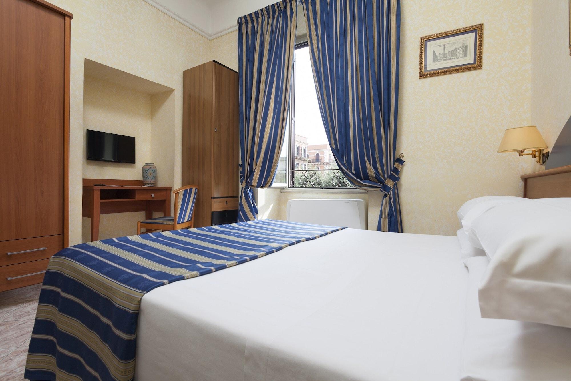 Hotell Kennedy 3*