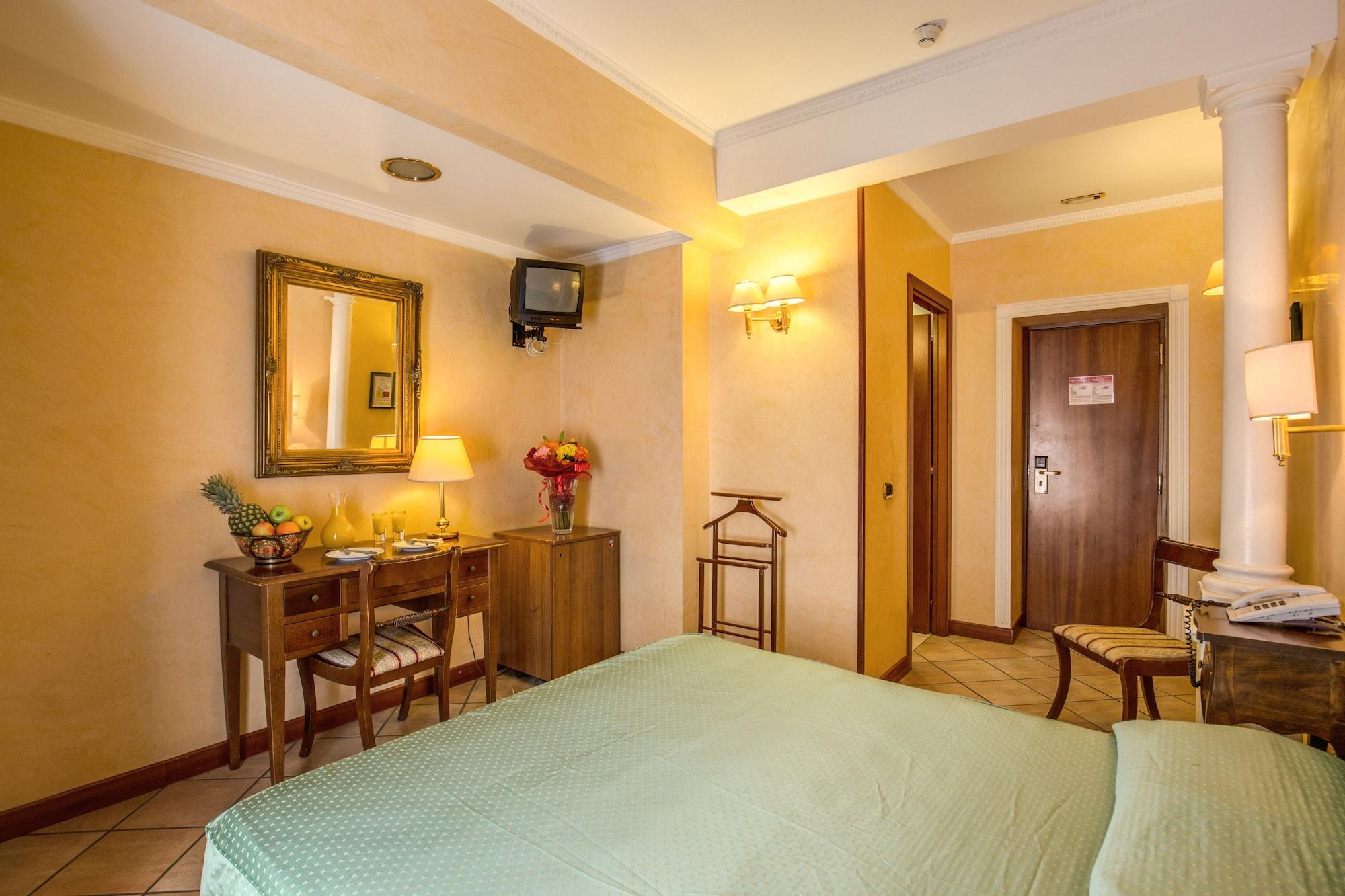 Montreal Hotell Roma