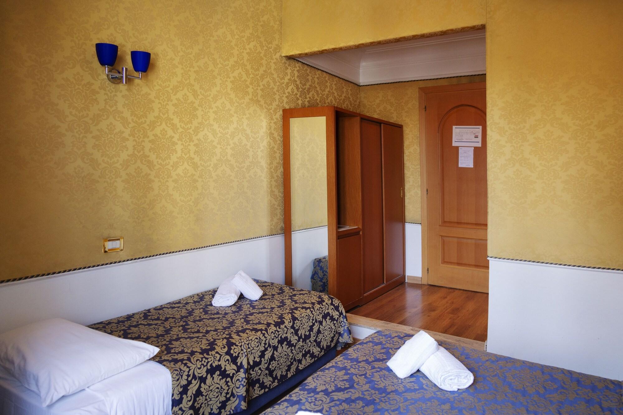 Gjestgiverier Ih Piazza Di Spagna View - Luxury Roma