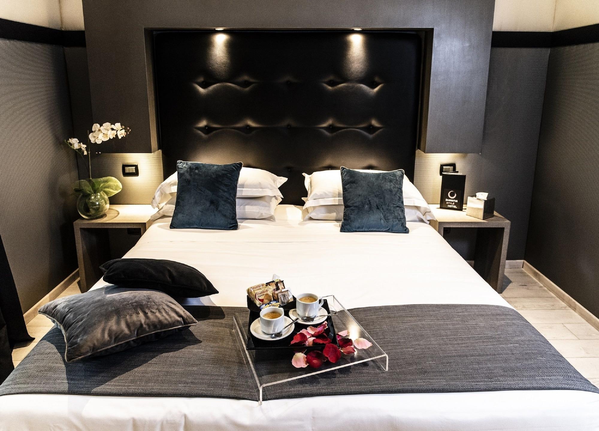 Hotel Dharma Style & 4*
