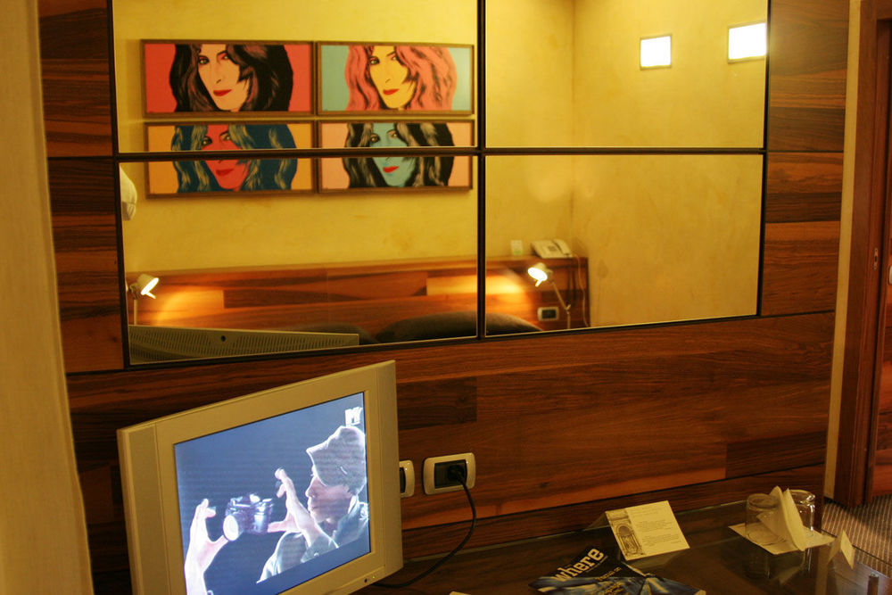 Tritone Hotel Rom