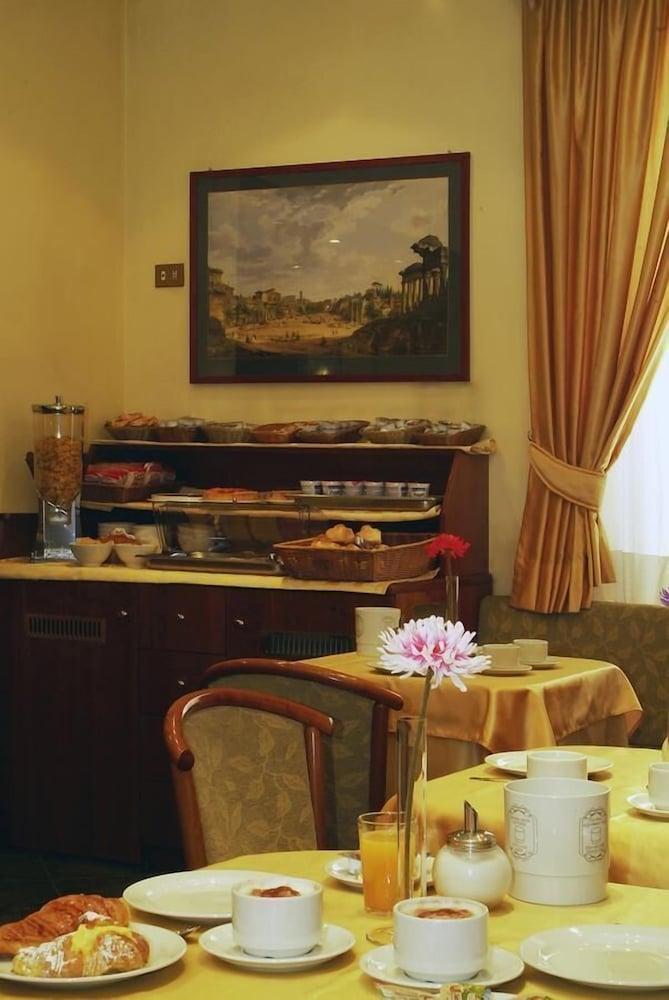 Argentina Hotel 3*