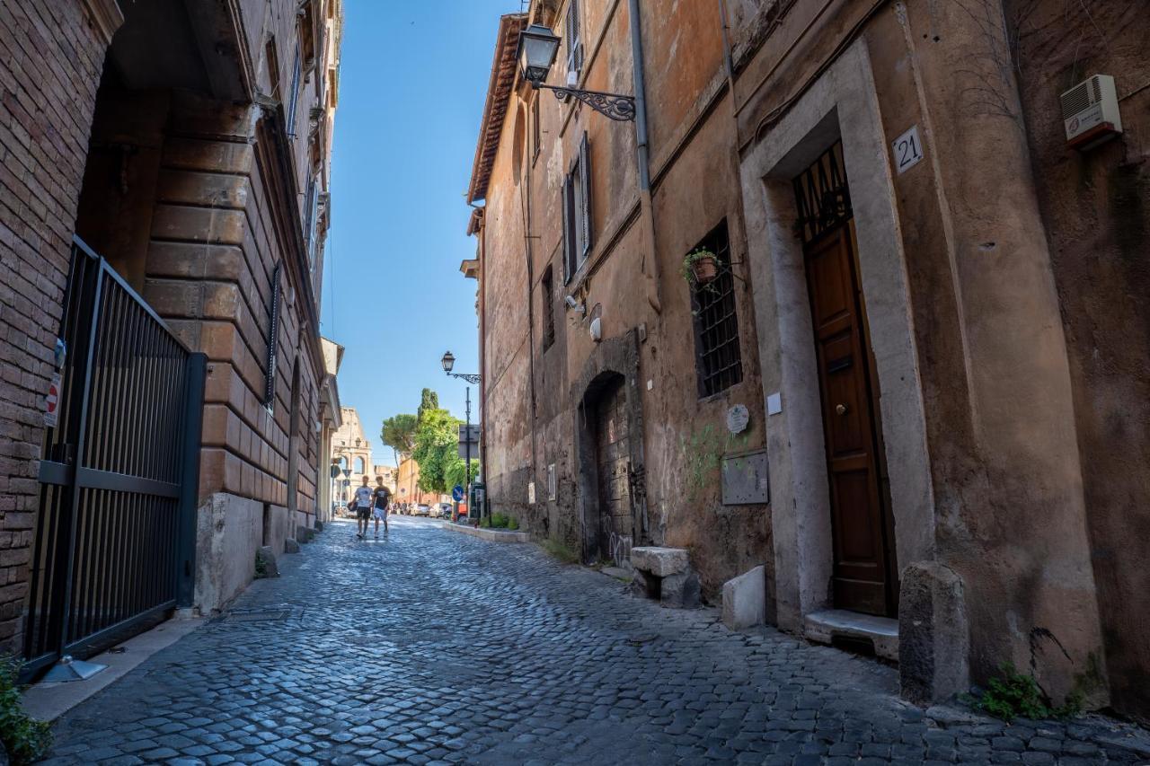 Colosseum House * Roma