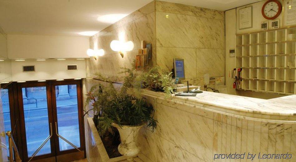 Tritone Rom