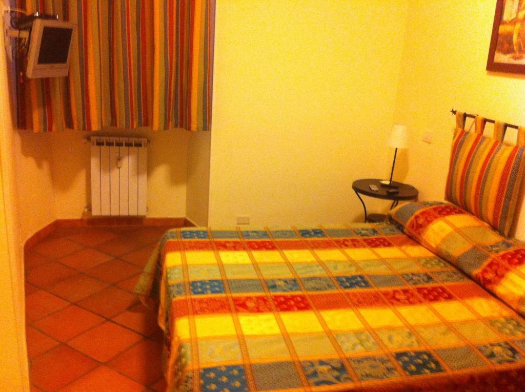 The Flower Bed & Breakfast Rome