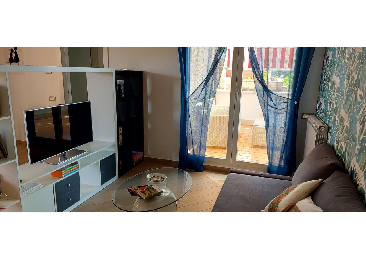 Attico Con Terrazzo * Roma