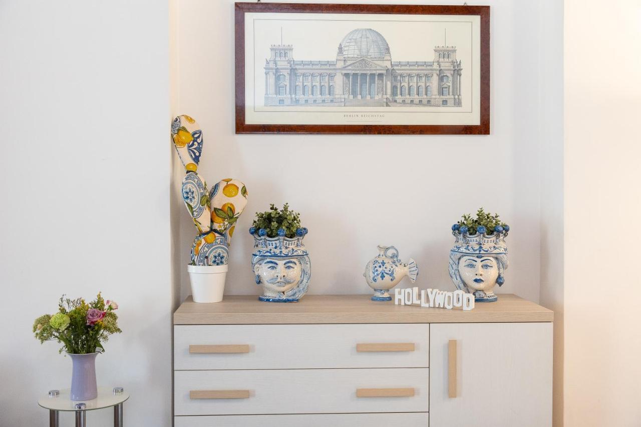 Amazing Via Del Babuino - Piazza Del Popolo Apartment Rome