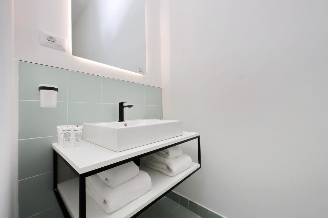 Affittacamere Youroom Monteverde - *