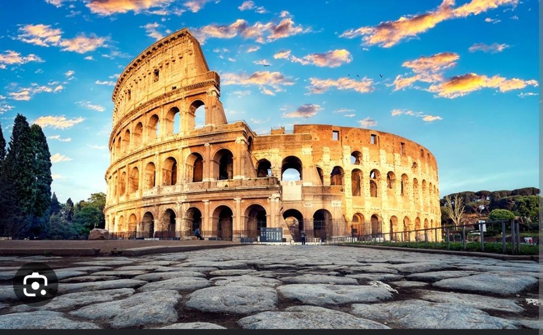 A Cento Passi Dal Colosseo