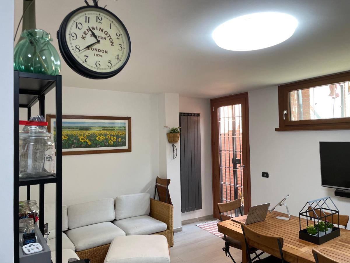 In&out - Mostacciano, Eur Apartamento