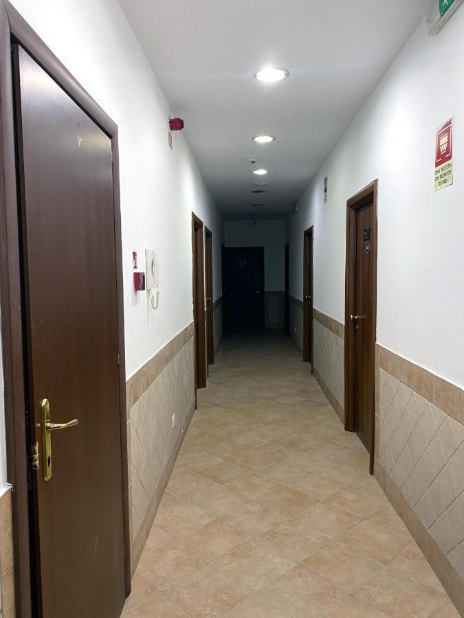 Alex Square Hotell 3*