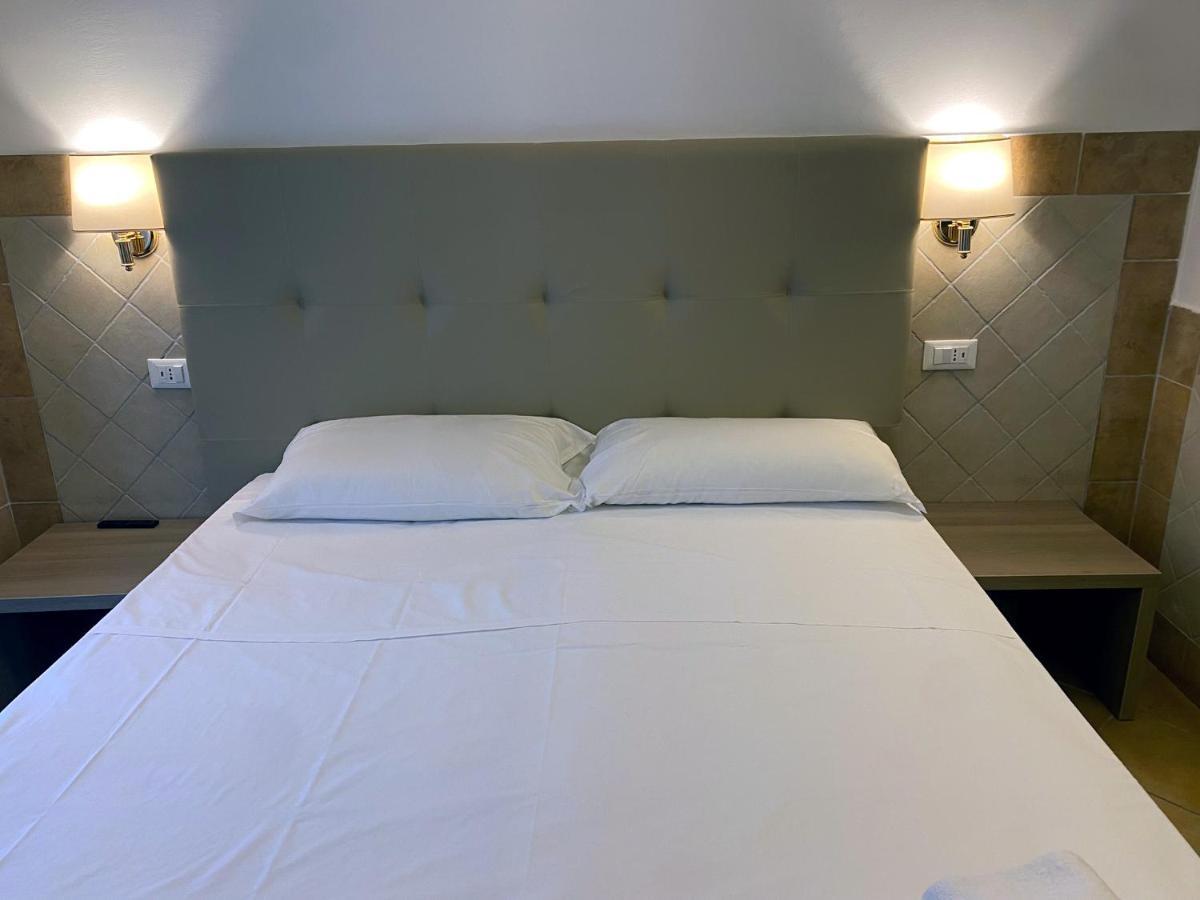 Alex Square Hotell