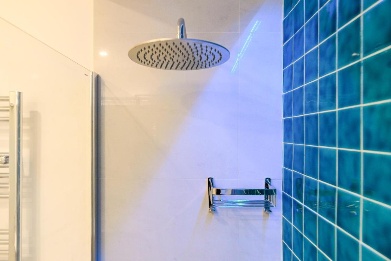 Apartment Modern & Elegant By Ndp Rent Rom