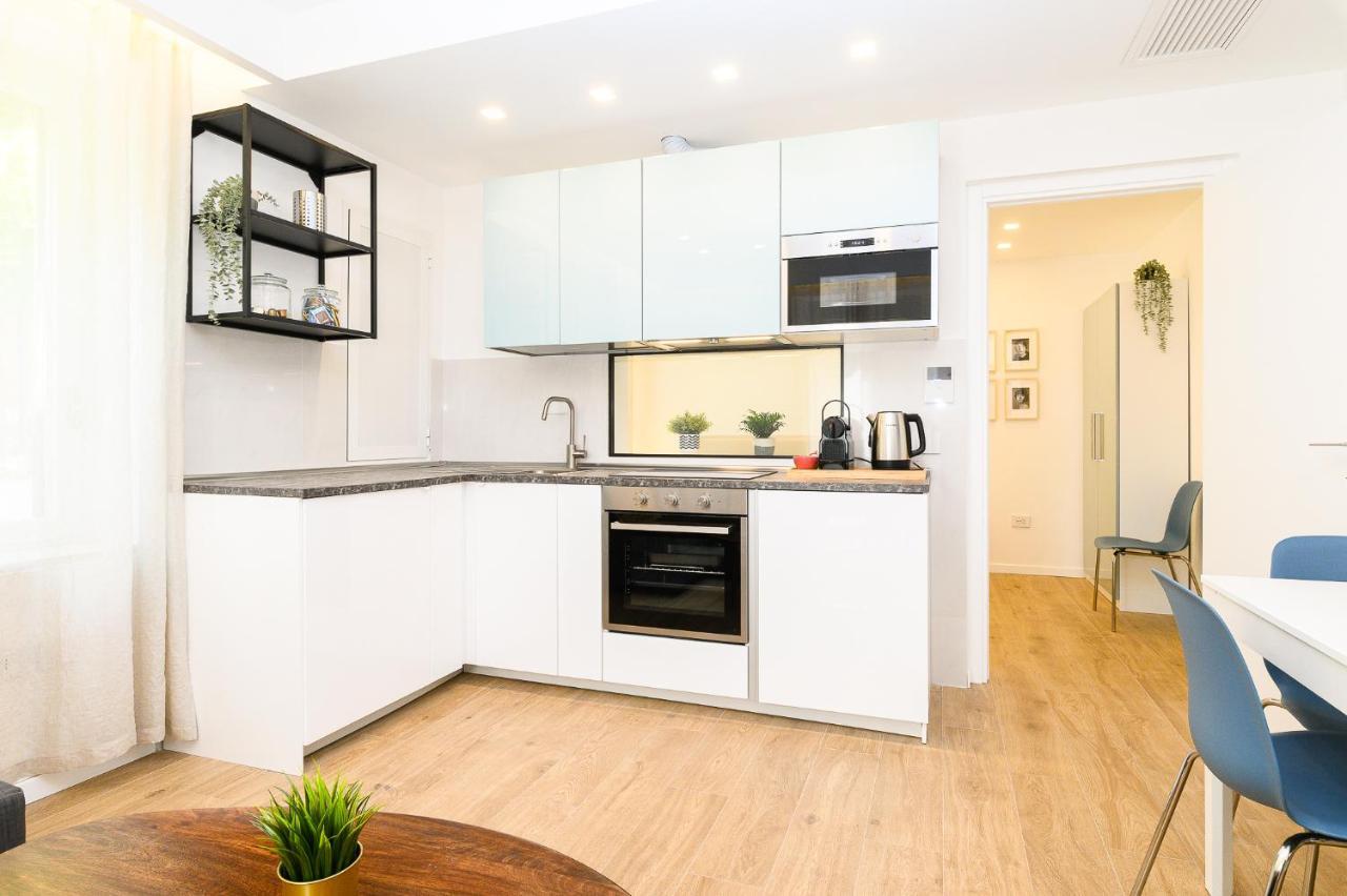 Modern & Elegant By Ndp Rent Apartment Rom
